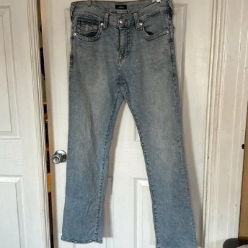 Men’s True Religion : Ricky Relaxed Straight.